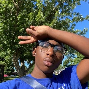 Meet your Posher, Micah